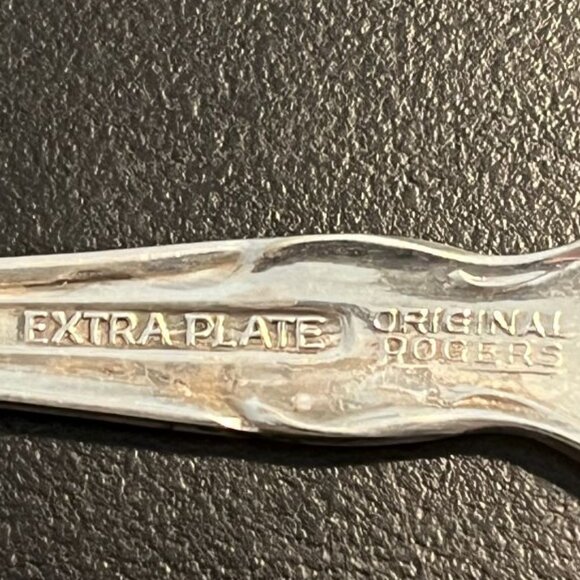 WM Rogers Extra Silver Plate Grapefruit Spoon - Picture 5 of 5